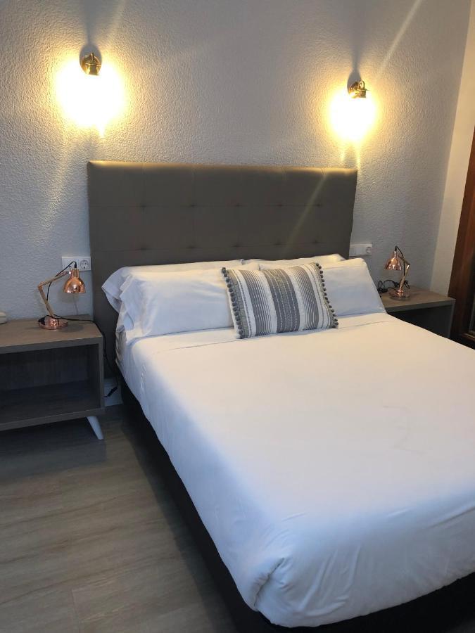 Hotel Marques De Santillana トレラベーガ エクステリア 写真